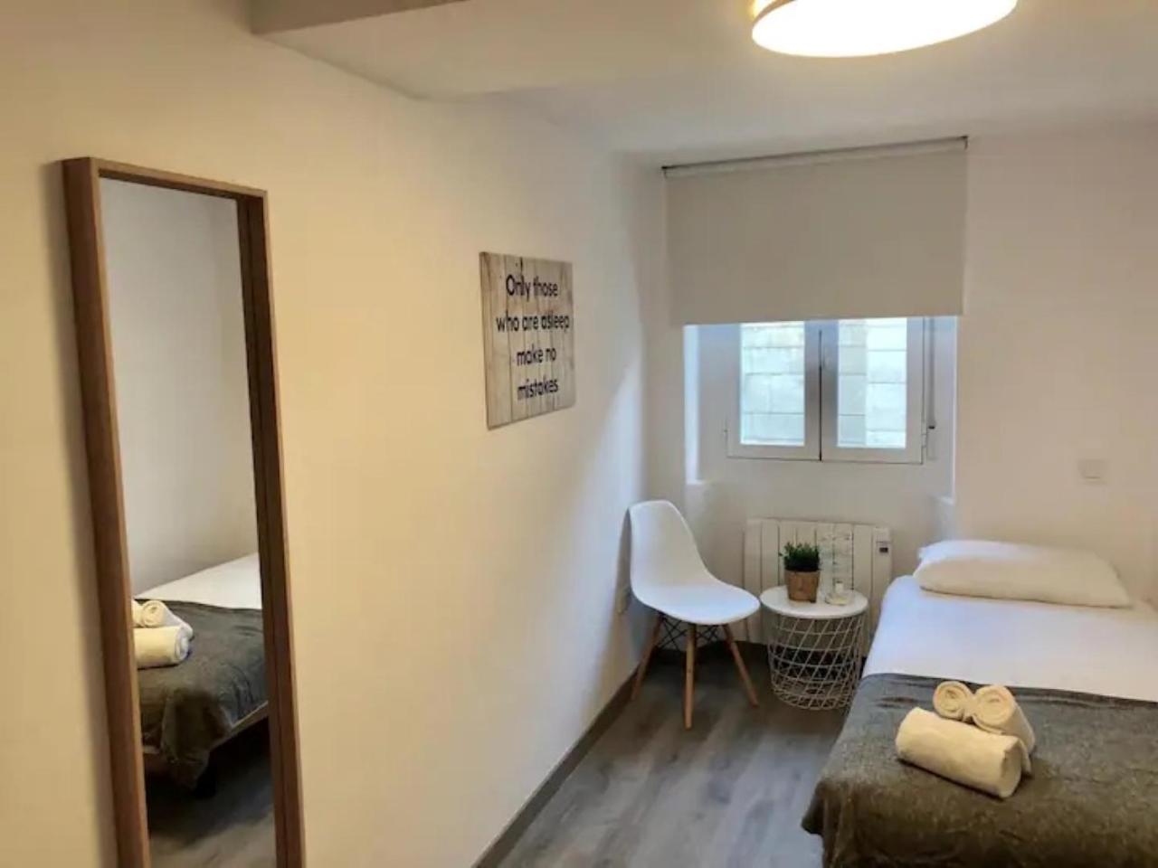 Apartamento Ramon Pignatelli Zaragoza Exterior photo